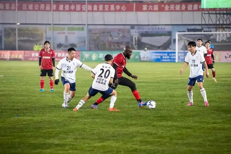 韩国K联赛：首尔FC VS 蔚山现代